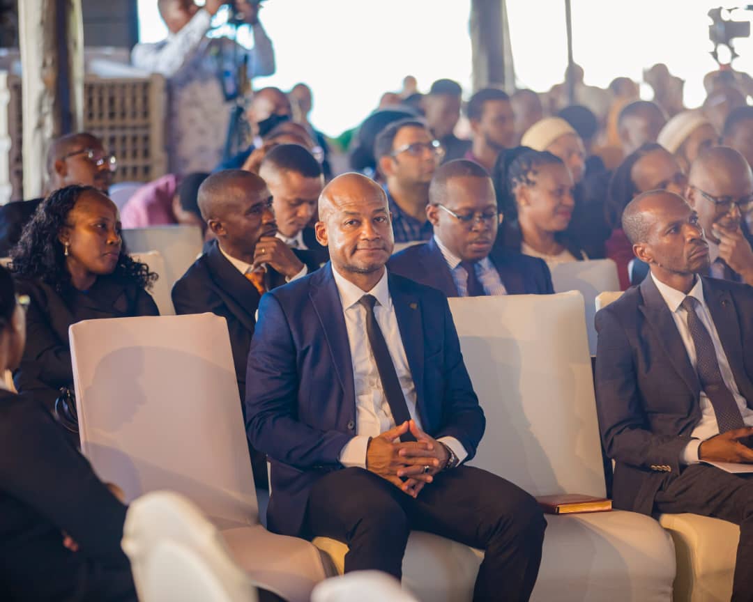 Baadhi ya Wadau na Viongozi wa Sekta ya Afya Kutoka Ndani na Nje ya Nchi Wakifuatilia Mada, Wakati wa Mkutano wa Kimataifa wa Magonjwa ya Moyo, Visiwani Zanzibar