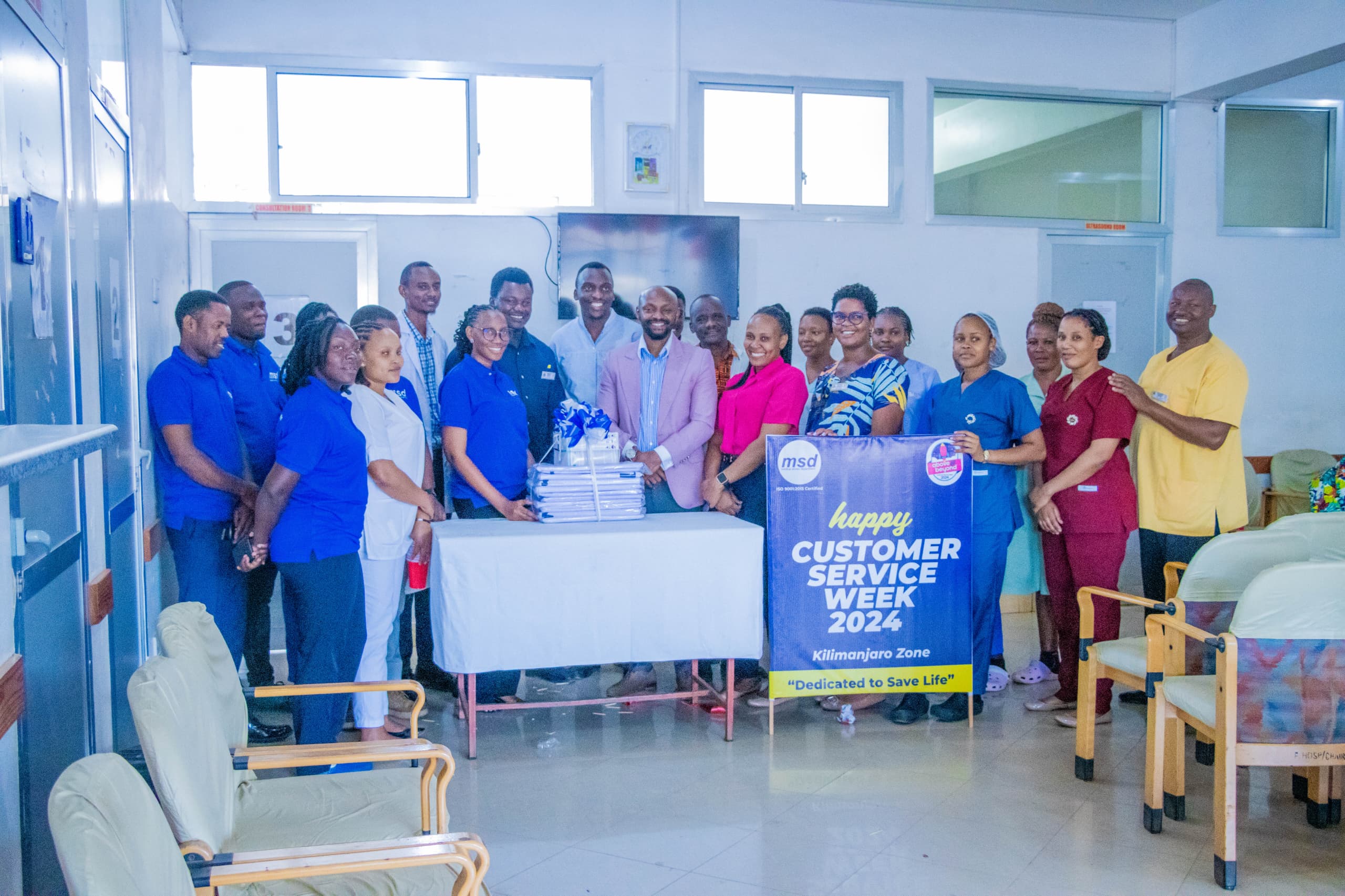 Watumishi wa MSD Kanda ya Kilimanjaro Wakikabidhi Zawadi Mbalimbali kwa Uongozi wa Hospitali ya Faraja Iliyoko Mkoani Kilimanjaro