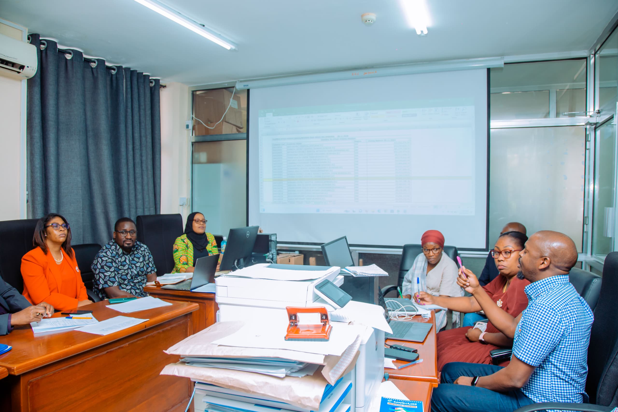 MSD Dodoma Zone Manager Mrs. Mwanashehe Jumaa, Presenting a Matter During a Special Session with the Leadership of the Dodoma Regional Health Sector