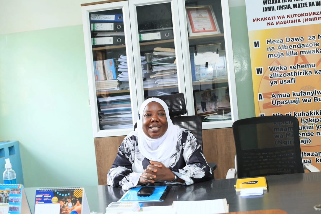 Igunga District Commissioner Hon. Sauda Salum Mtondoo, Speaking to MSD Leaders - They Are Not in the Picture